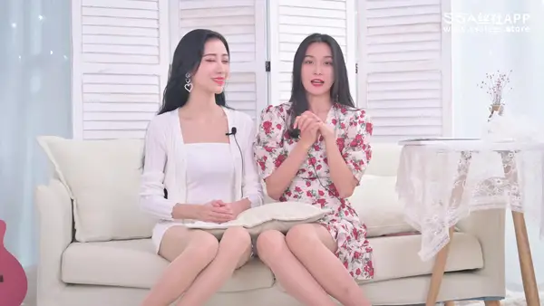[SSA丝社] 评测 NO.125 君君&雪儿 腿模双生花系列250元价位的Wolford对比Fogal开箱评测视频（上） 11