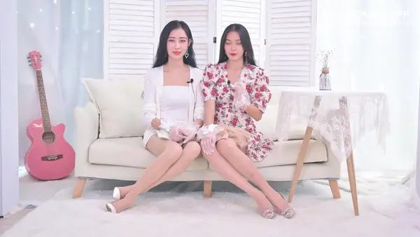 [SSA丝社] 评测 NO.125 君君&雪儿 腿模双生花系列250元价位的Wolford对比Fogal开箱评测视频（下） 10